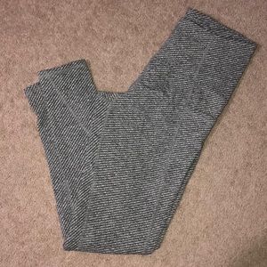 Gray champion leggings size medium:
